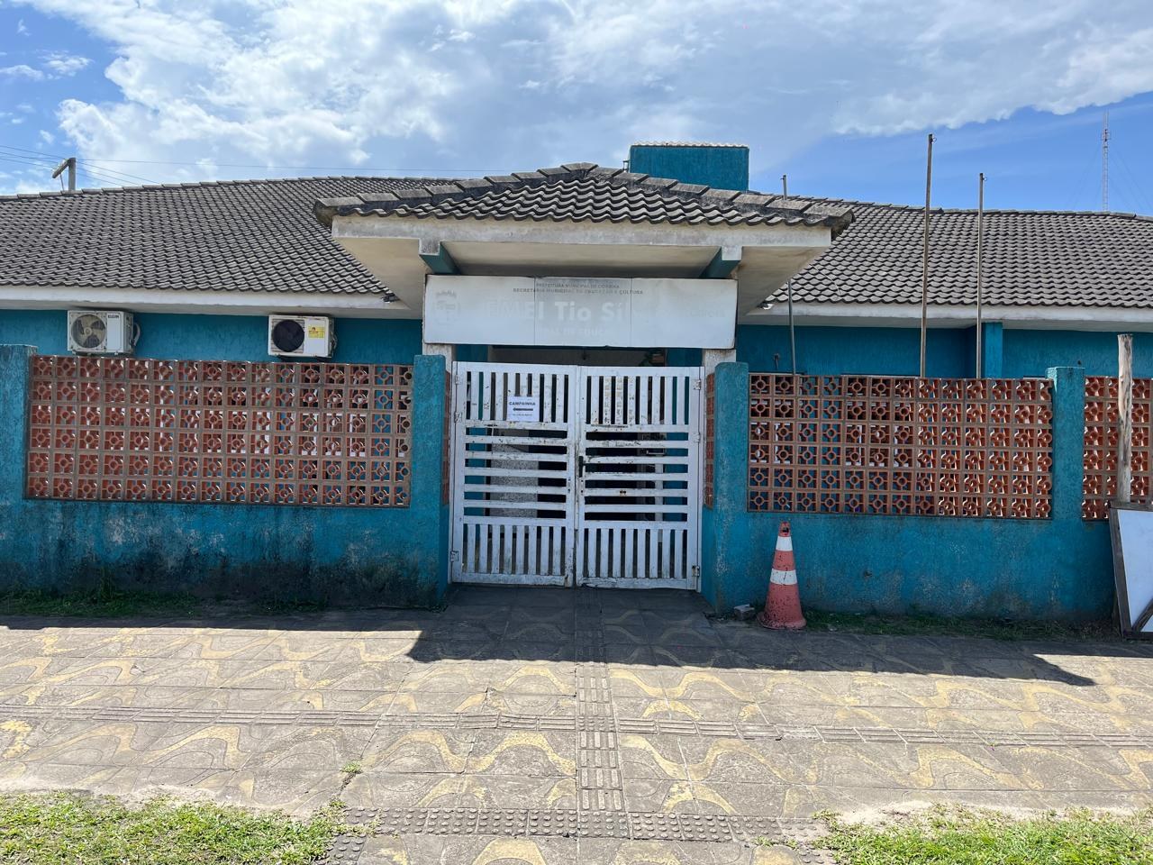 Fachada: EMEI Tio Silvio